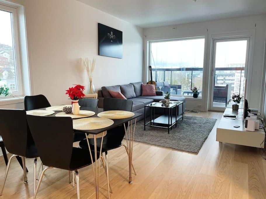 New Magnificent View Apartment Near The Centre Tromso Luaran gambar