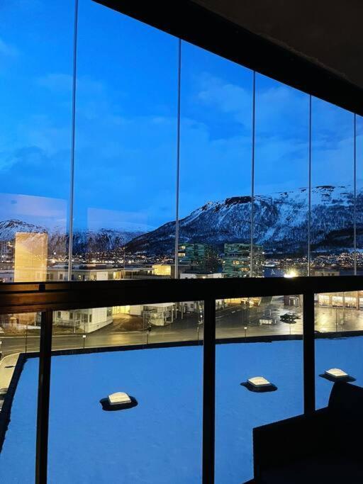 New Magnificent View Apartment Near The Centre Tromso Luaran gambar